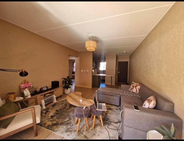 2 BEDROOM APARTMENT FOR SALE IN FERNDALE